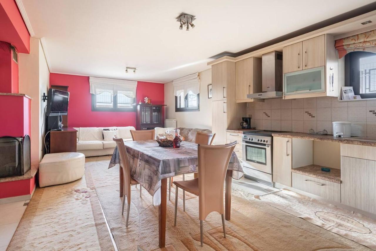 Apartamento Ταξιδιώτες Travellers Megalopolis Exterior foto