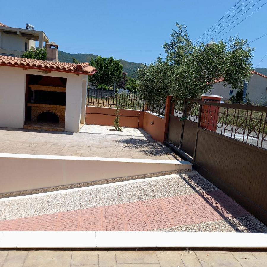 Apartamento Ταξιδιώτες Travellers Megalopolis Exterior foto